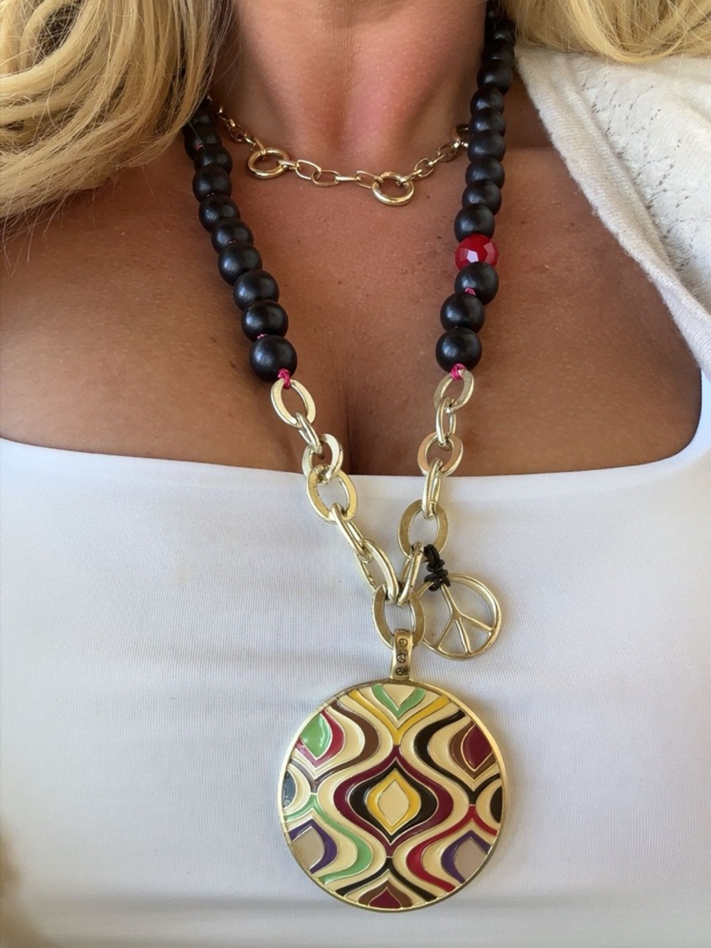 Fossil : Retro Multicolor Enamel Pendant Necklace & Peace Sign Charm